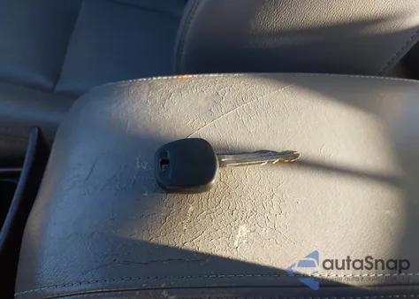 2005 Toyota Camry Xle из США, поврежденный, VIN 4T1BE30K15U571747